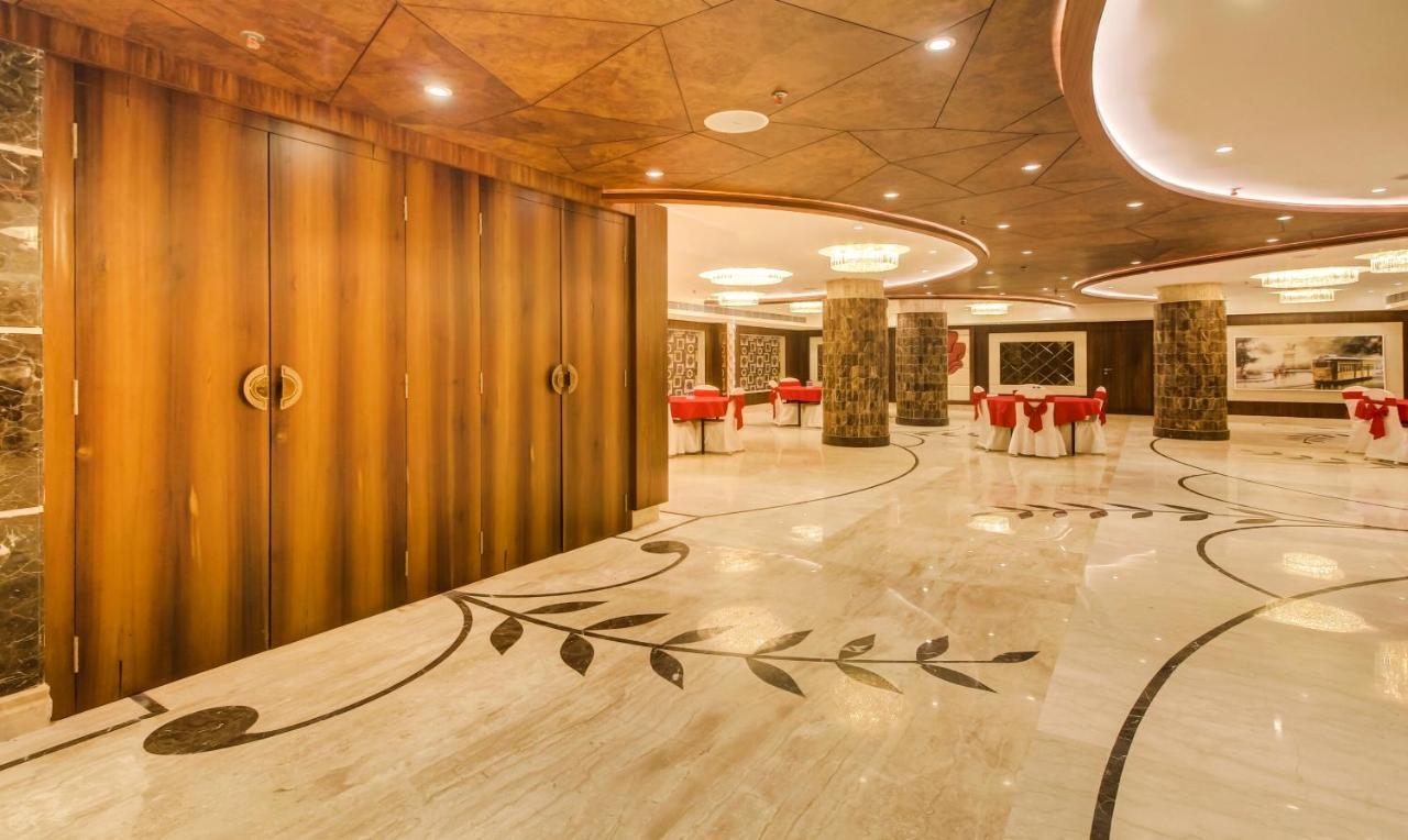 Отель Treebo Premium Tahoora International Калькутта Экстерьер фото