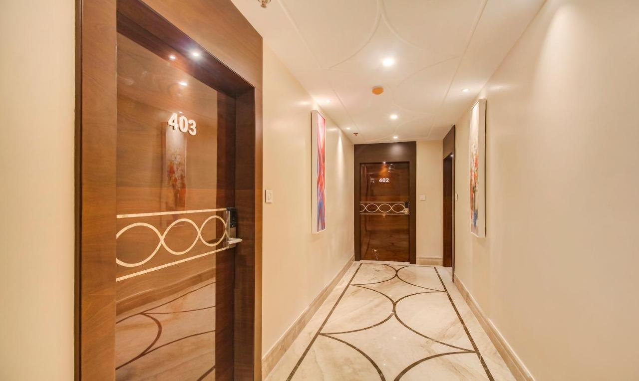 Отель Treebo Premium Tahoora International Калькутта Экстерьер фото
