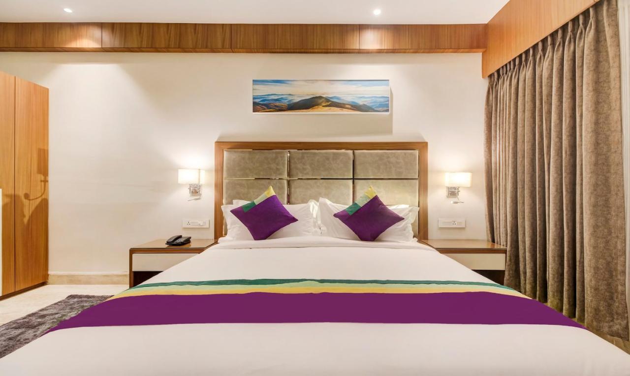 Отель Treebo Premium Tahoora International Калькутта Экстерьер фото